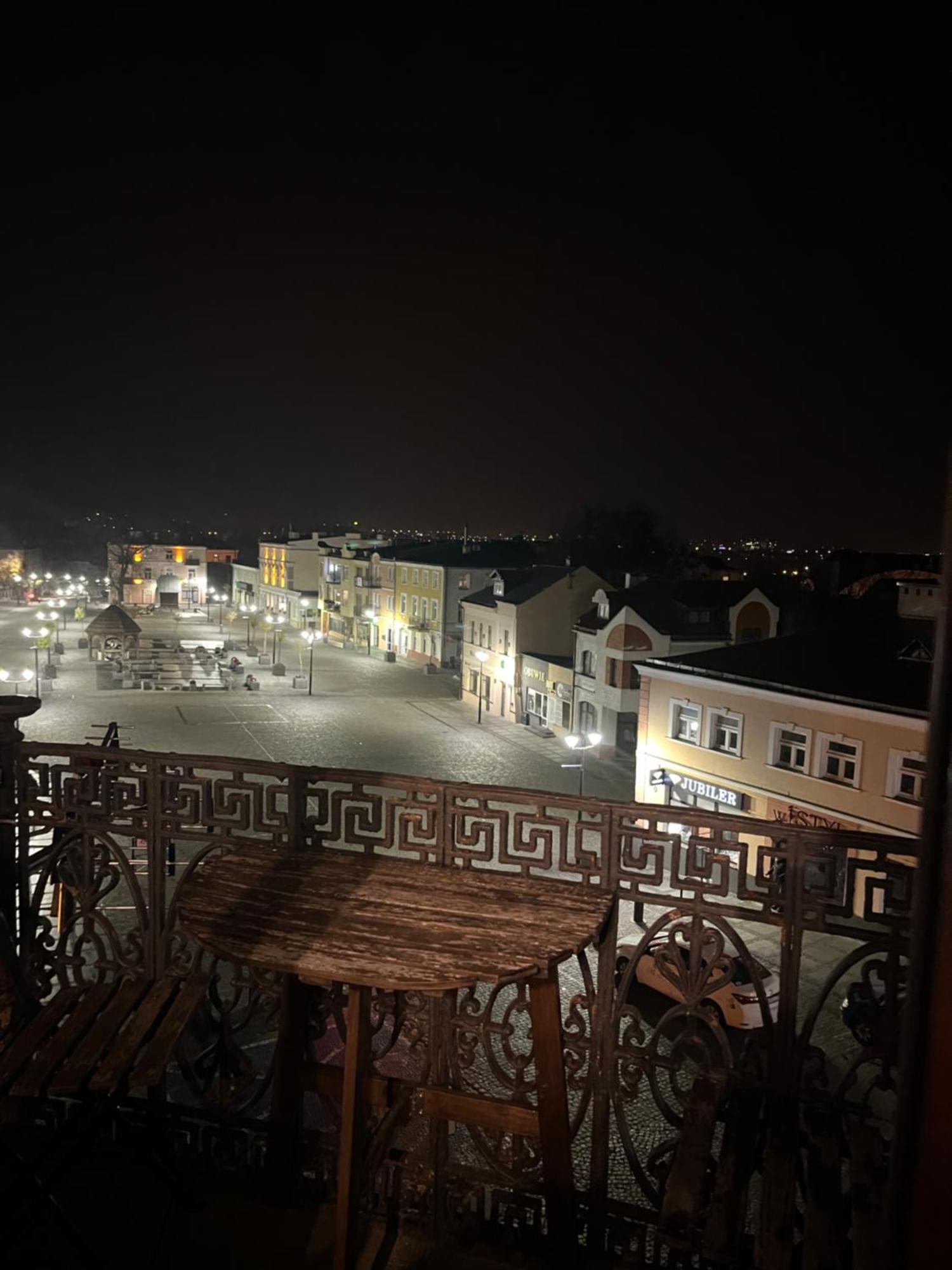 Apartamenty Luczkowskiego Z Widokiem Na Studnie 4 Chelm Exterior photo